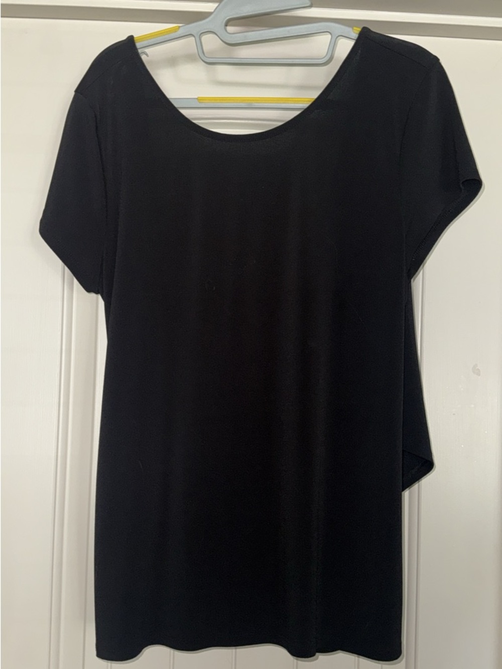 Classic Black Women's Scoop Neck Top - w Cris Cross back